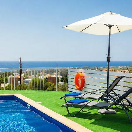 Solon Villa Peyia